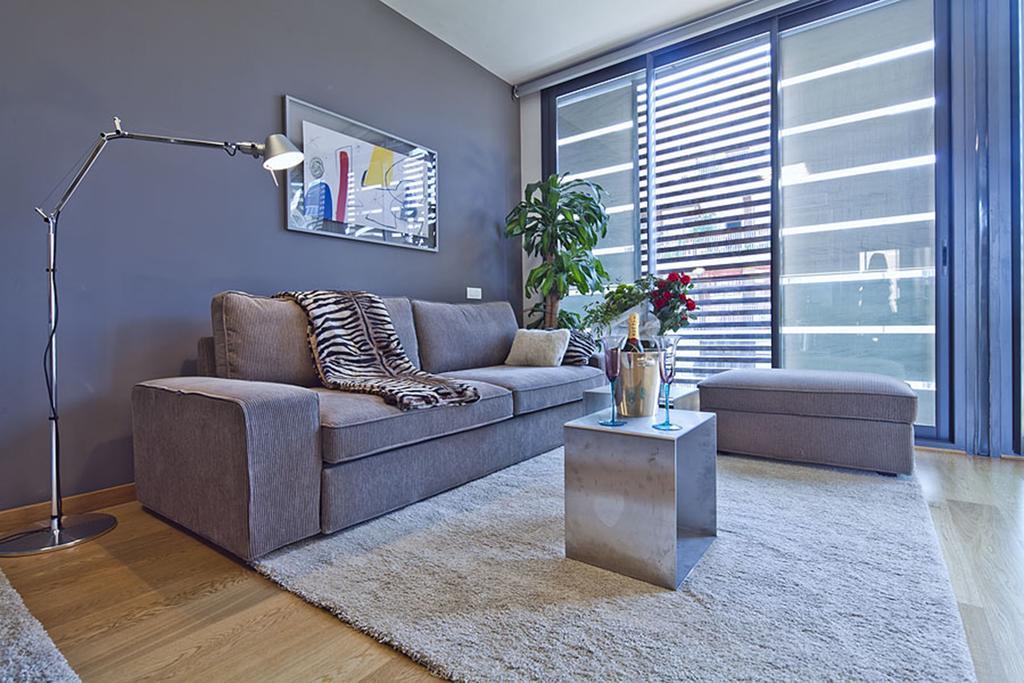 Apartment Barcelona Rentals - Pool Terrace In City Center エクステリア 写真