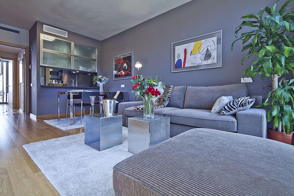 Apartment Barcelona Rentals - Pool Terrace In City Center エクステリア 写真
